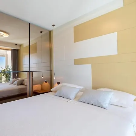 Gray Pearl - Luxury With Pool * Split