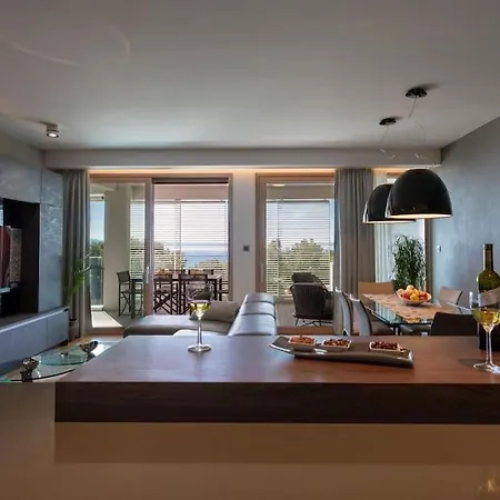 Gray Pearl - Luxury With Pool *
