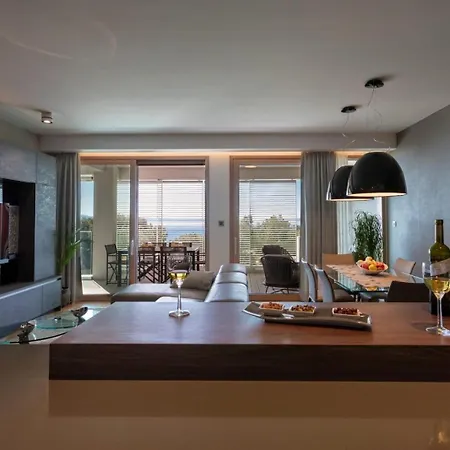 Gray Pearl - Luxury With Pool